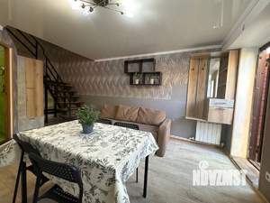 Дом 80м², 2-этажный, на длительный срок, 