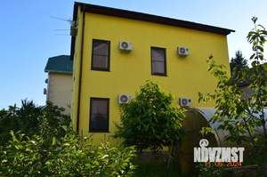 Коттедж 174м&sup2;, 3-этажный, на длительный срок, 