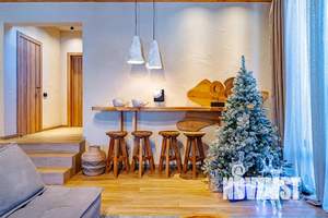 Дом 240м&sup2;, 2-этажный, посуточно, 