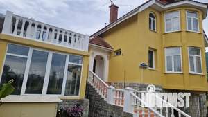 Дом 280м&sup2;, 3-этажный, посуточно, 