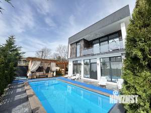 Дом 250м², 2-этажный, посуточно, 
