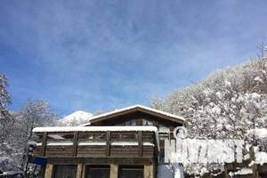 Дом 500м&sup2;, 3-этажный, посуточно, 