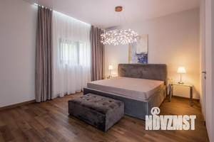 Дом 368м², 2-этажный, посуточно, 