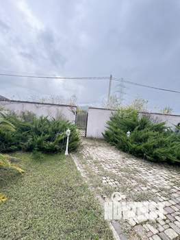 Коттедж 180м², 2-этажный, на длительный срок, 