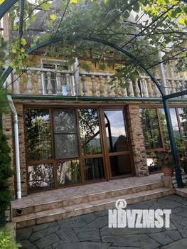 Дом 180м², 3-этажный, посуточно, 