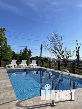 Дом 330м&sup2;, 2-этажный, посуточно, 