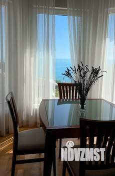 Коттедж 260м², 3-этажный, на длительный срок, 