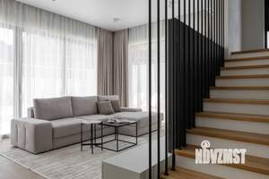 Коттедж 240м², 3-этажный, на длительный срок, 