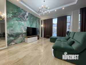 Коттедж 180м², 2-этажный, на длительный срок, 