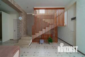 Дом 140м&sup2;, 2-этажный, посуточно, 