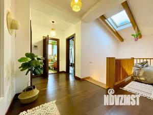 Дом 340м&sup2;, 2-этажный, посуточно, 