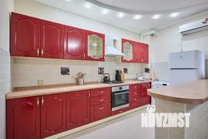 Дом 480м², 3-этажный, посуточно, 