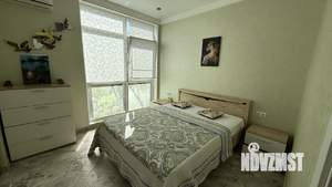 Дом 200м&sup2;, 3-этажный, посуточно, 