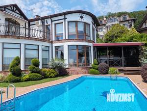 Дом 350м², 2-этажный, посуточно, 