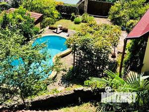 Дом 270м², 3-этажный, посуточно, 