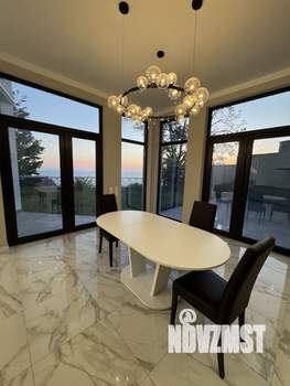 Дом 275м&sup2;, 2-этажный, посуточно, 