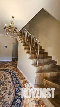 Дом 330м², 3-этажный, посуточно, 