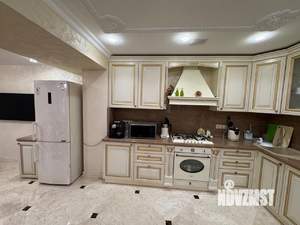 Дом 800м², 3-этажный, на длительный срок, 