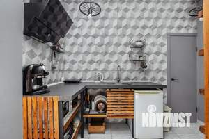 Дом 30м&sup2;, 3-этажный, посуточно, 