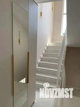 Дом 135м&sup2;, 3-этажный, посуточно, 