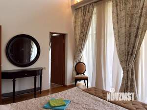 Дом 260м², 2-этажный, посуточно, 