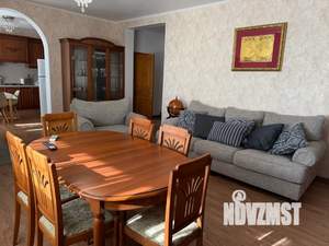 Дом 300м², 2-этажный, посуточно, 