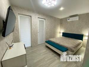 Дом 255м&sup2;, 3-этажный, посуточно, 