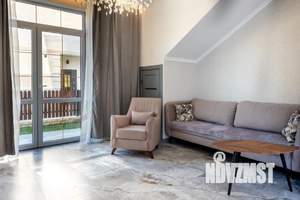 Дом 170м², 3-этажный, на длительный срок, 