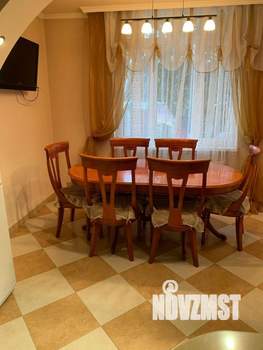 Дом 160м², 2-этажный, на длительный срок, 