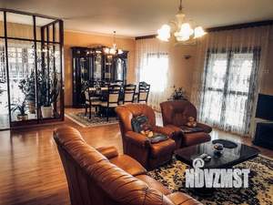 Дом 400м², 3-этажный, посуточно, 
