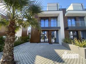 Таунхаус 150м², 3-этажный, на длительный срок, 