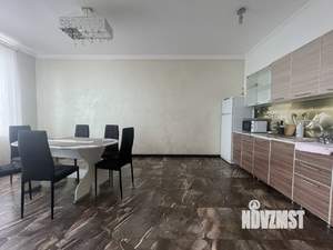 Таунхаус 190м², 2-этажный, на длительный срок, 