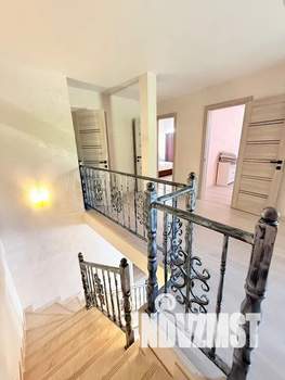 Дом 300м², 2-этажный, посуточно, 