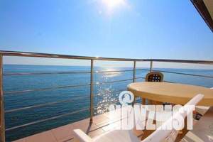 Таунхаус 200м², 3-этажный, на длительный срок, 