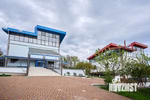Коттедж 480м², 3-этажный, на длительный срок, 