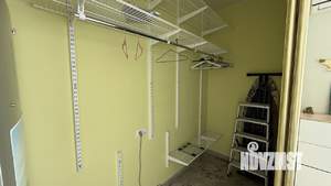 Коттедж 200м&sup2;, 3-этажный, на длительный срок, 