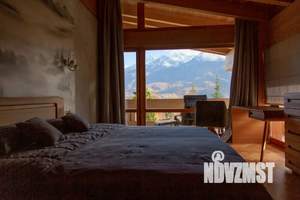 Дом 210м&sup2;, 2-этажный, посуточно, 