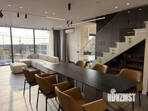 Коттедж 228м², 2-этажный, на длительный срок, 