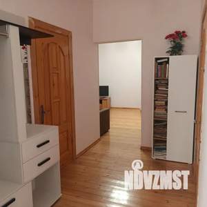 Дом 90м&sup2;, 2-этажный, посуточно, 