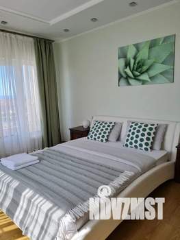 Дом 300м², 2-этажный, посуточно, 