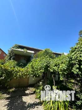 Дом 200м&sup2;, 2-этажный, посуточно, 