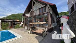 Дом 350м&sup2;, 2-этажный, посуточно, 