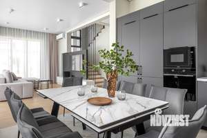 Коттедж 240м², 3-этажный, на длительный срок, 