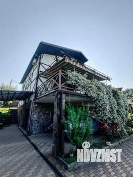 Коттедж 180м&sup2;, 2-этажный, на длительный срок, 