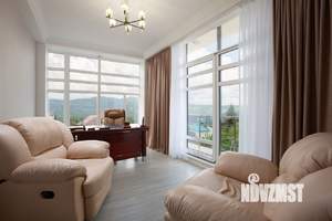Коттедж 350м², 3-этажный, на длительный срок, 