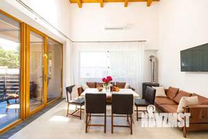 Дом 200м², 3-этажный, посуточно, 