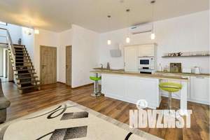 Дом 210м&sup2;, 2-этажный, посуточно, 