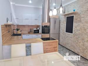 Дом 150м², 3-этажный, посуточно, 