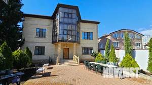 Дом 330м², 3-этажный, посуточно, 