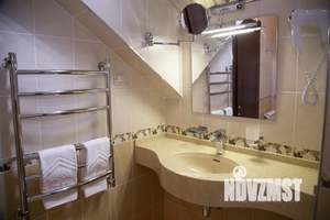 Дом 180м², 3-этажный, посуточно, 